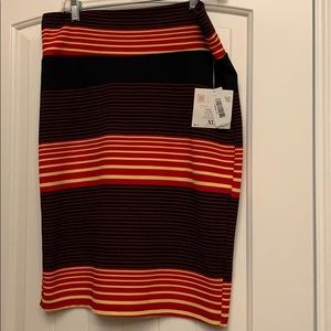 NWT Lularoe Cassie Skirt
